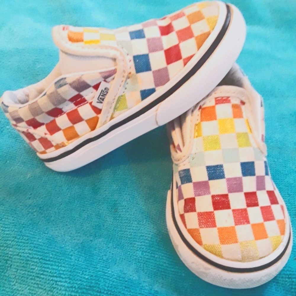 Rainbow Checkered Vans sz 5